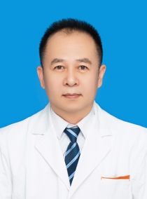 谭  俊